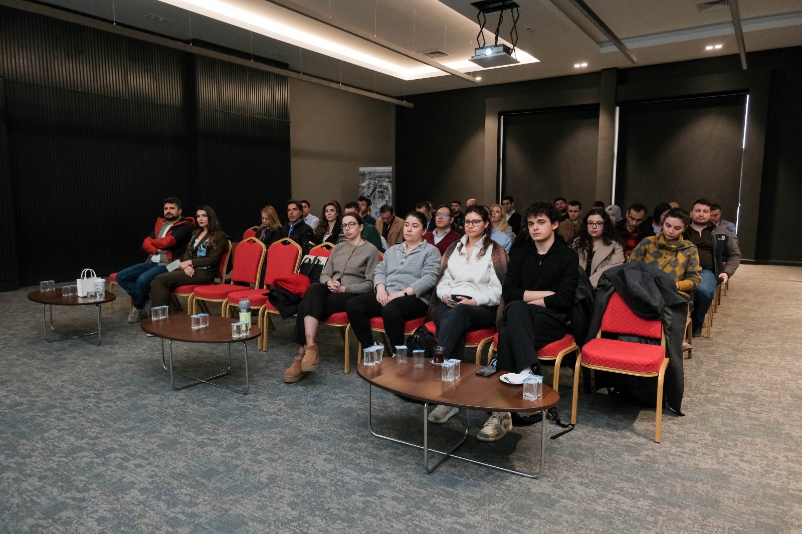 Cf7Ab0A4 03B7 4A99 Ac6F 4F83Daede0C8