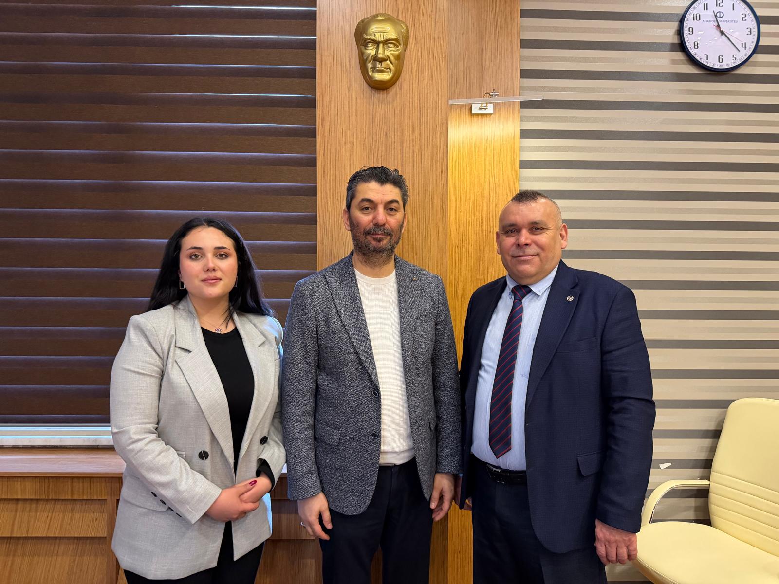 Edbd5901 E59F 49Dc B664 493Eae3B338A