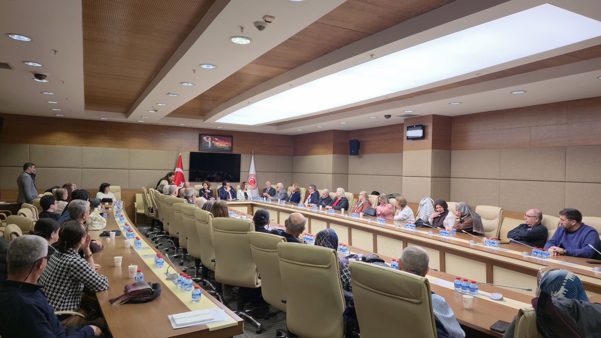 H B W97 Tf Xo A E O D4H