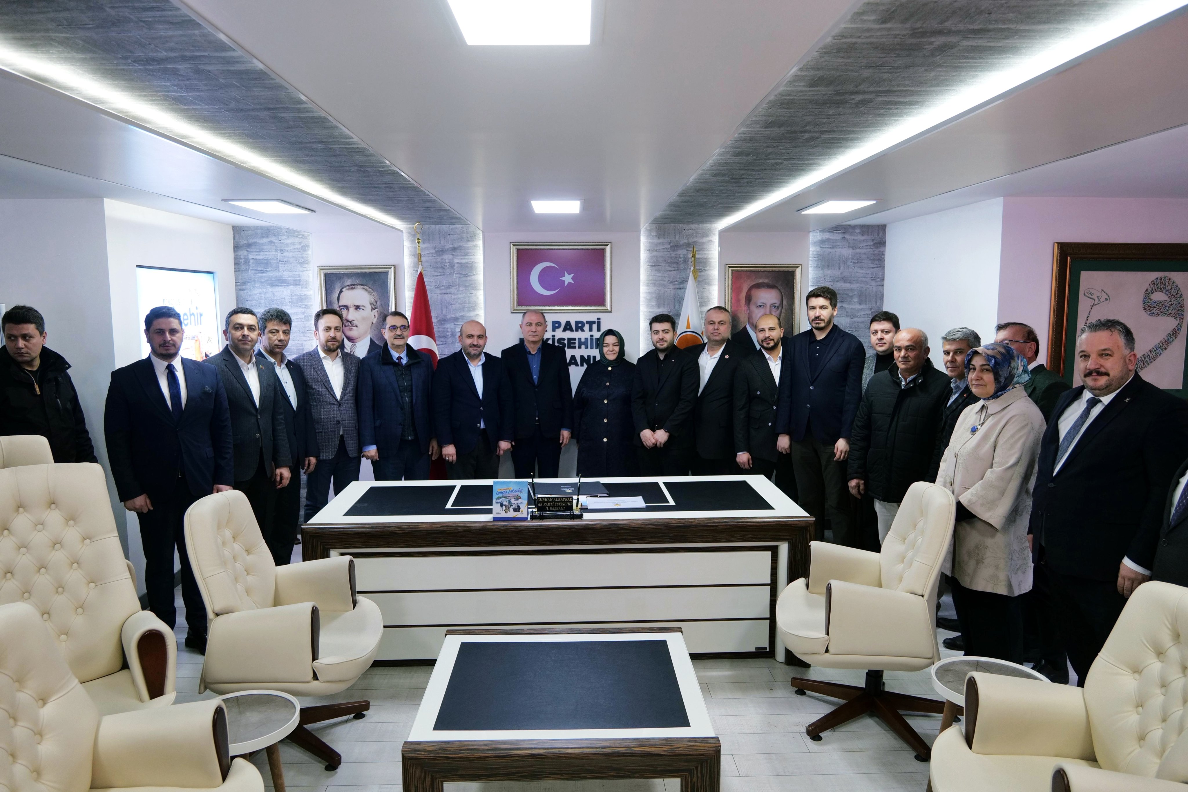 H Bx0 W J8 W Y A A8O4 C