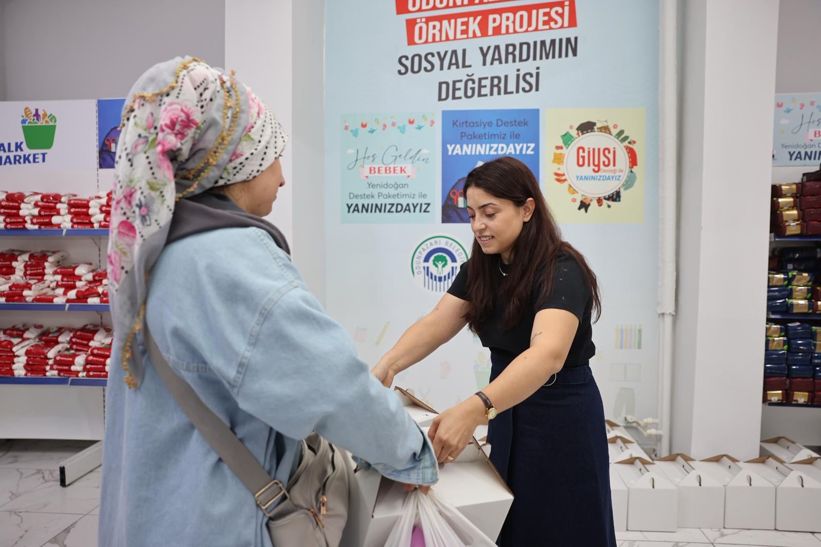 Odunpazarı’nda Halk Kart Bakiyeleri Artırıldı (1)