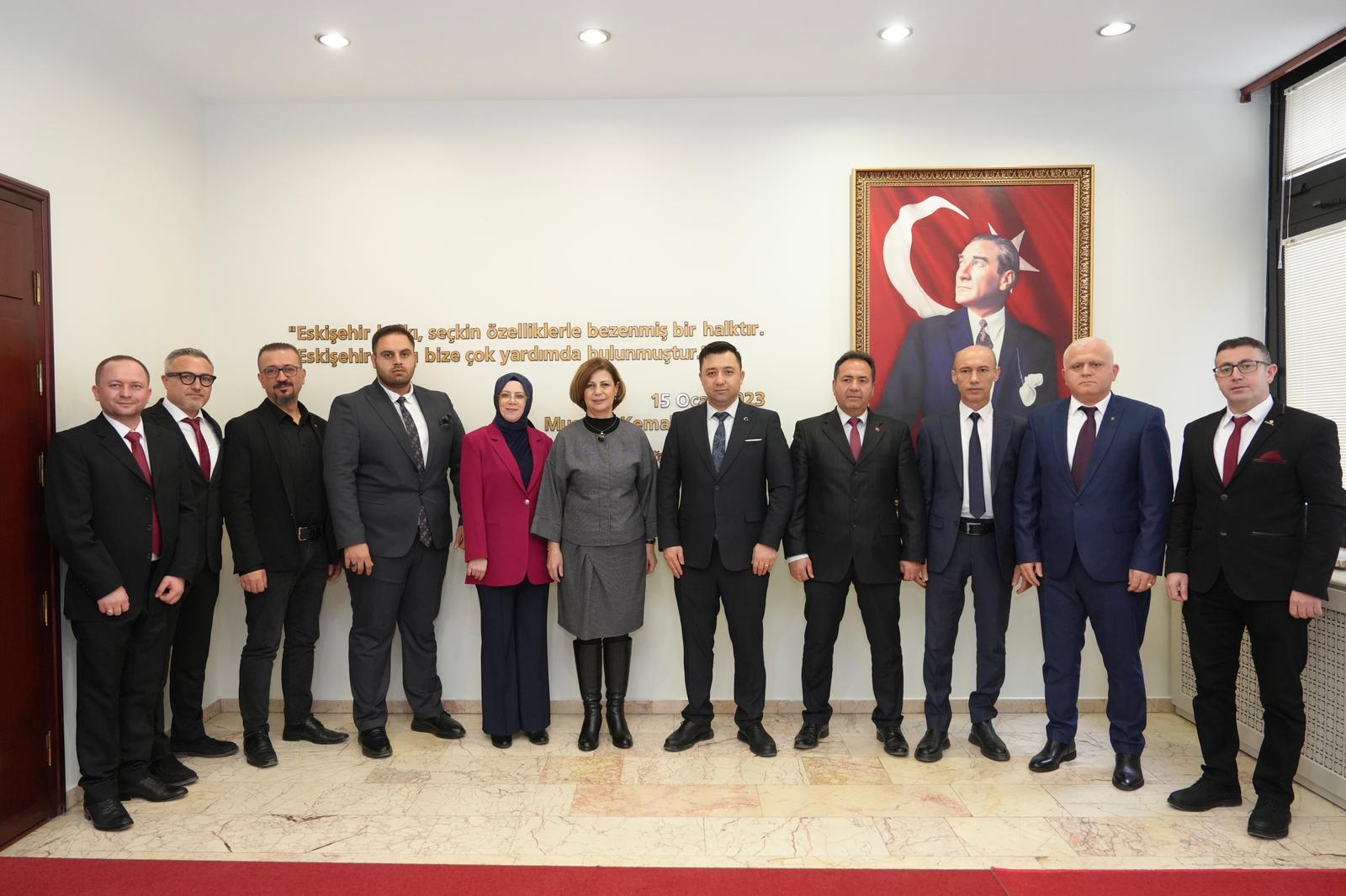 Yeni̇ Seçi̇len Oda Başkanlarindan Başkan Ünlüce’ye Zi̇yaret (2)