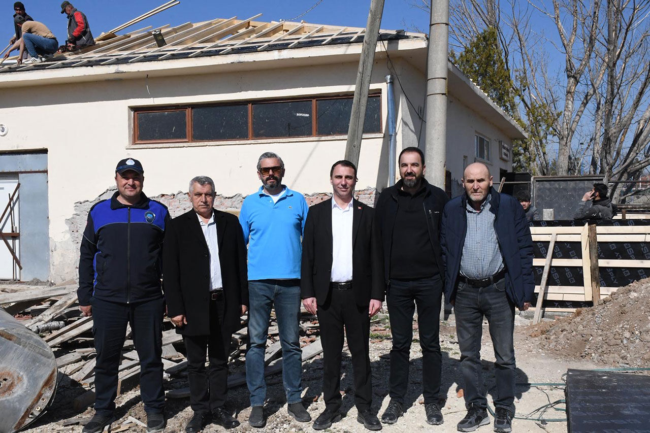 04Baa456 Bb82 4D1F 895C B4Ddc7753814