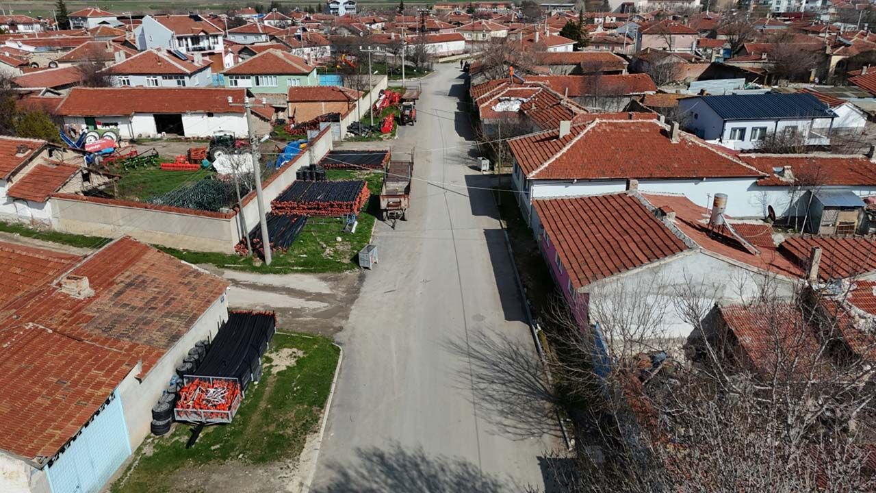 A L P U’ D A B Ü Y Ü K D Ö N Ü Ş Ü M A L T Y A P I D A N Ü S T Y A P I Y A Y E P Y E N İ B İ R İ L Ç E (12)