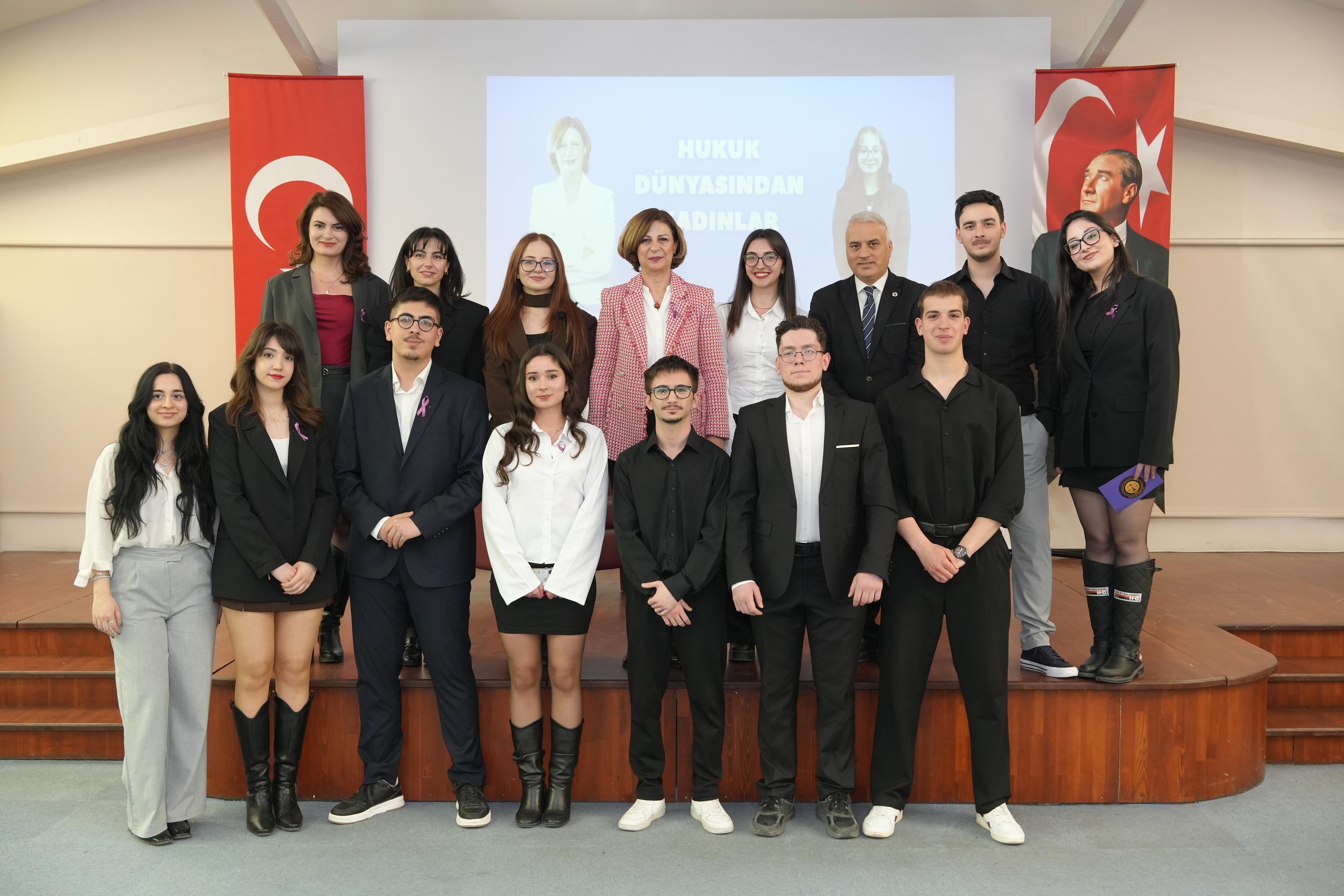 Başkan Ünlüce Genç Hukukçulara Tecrübeleri̇ni̇ Anlatti (1)