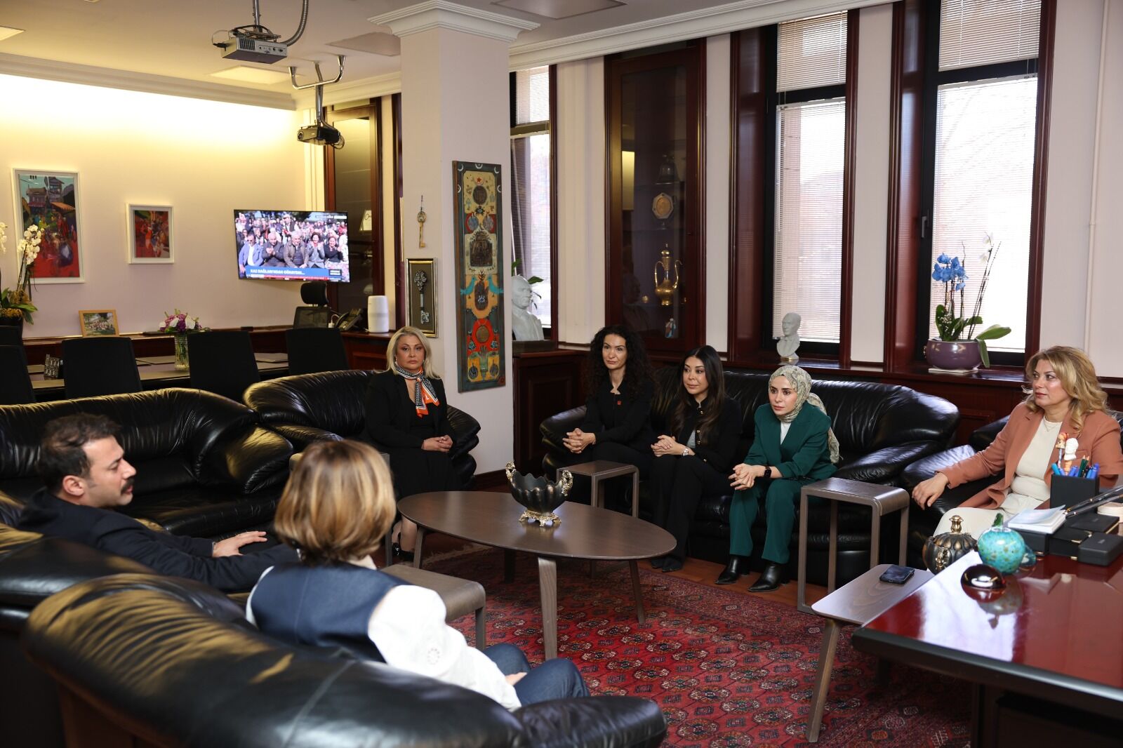 Chp Kadin Kollari Genel Başkani Asu Kaya’dan Başkan Ünlüce’ye Zi̇yaret (5)