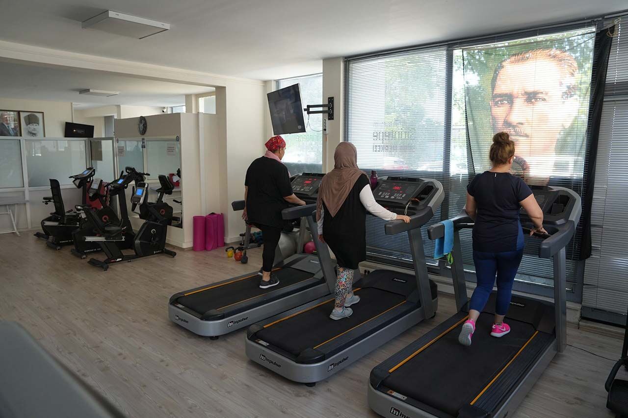 E S K İ Ş E H İ R’ D E S P O R L A D O L U G Ü N L E R B A Ş L I Y O R (1)