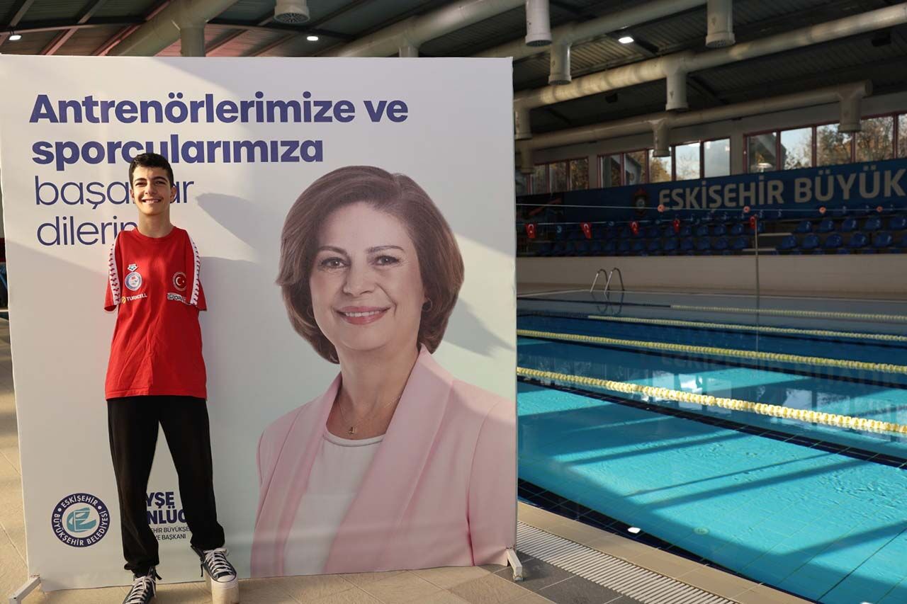 E S K İ Ş E H İ R L İ M İ L L İ Y Ü Z Ü C Ü İ T A L Y A’ D A T Ü R K İ Y E’ Y İ T E M S İ L E D E C E K (1)