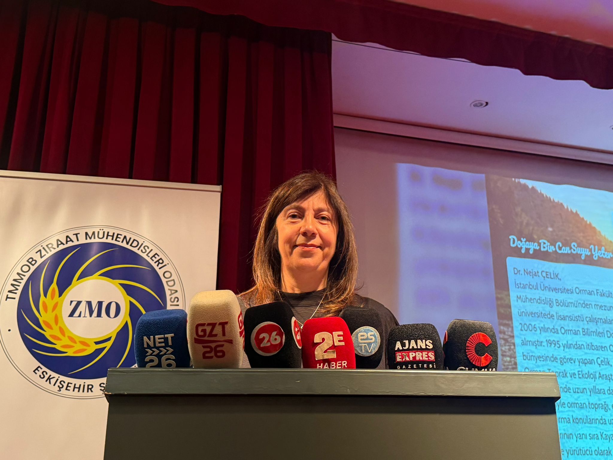 93589A65 315F 4105 94D9 6F45F5D51B74