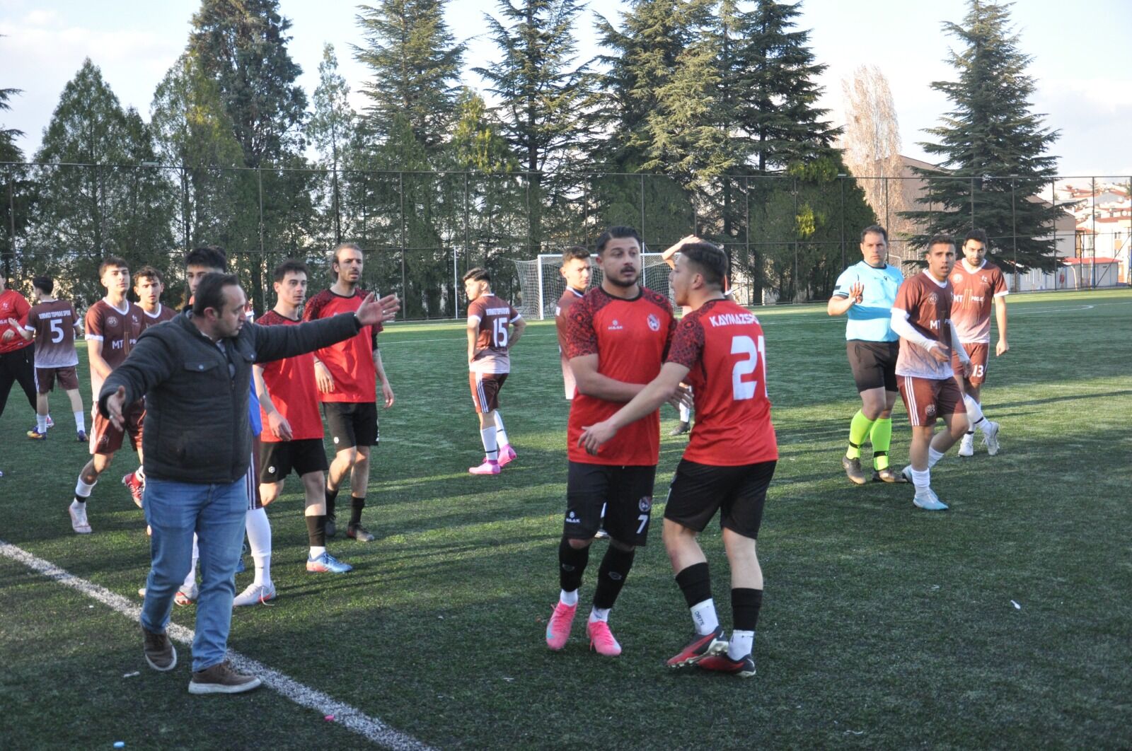 Af7963Bb 1278 4898 A5E8 885C109Ac6B6