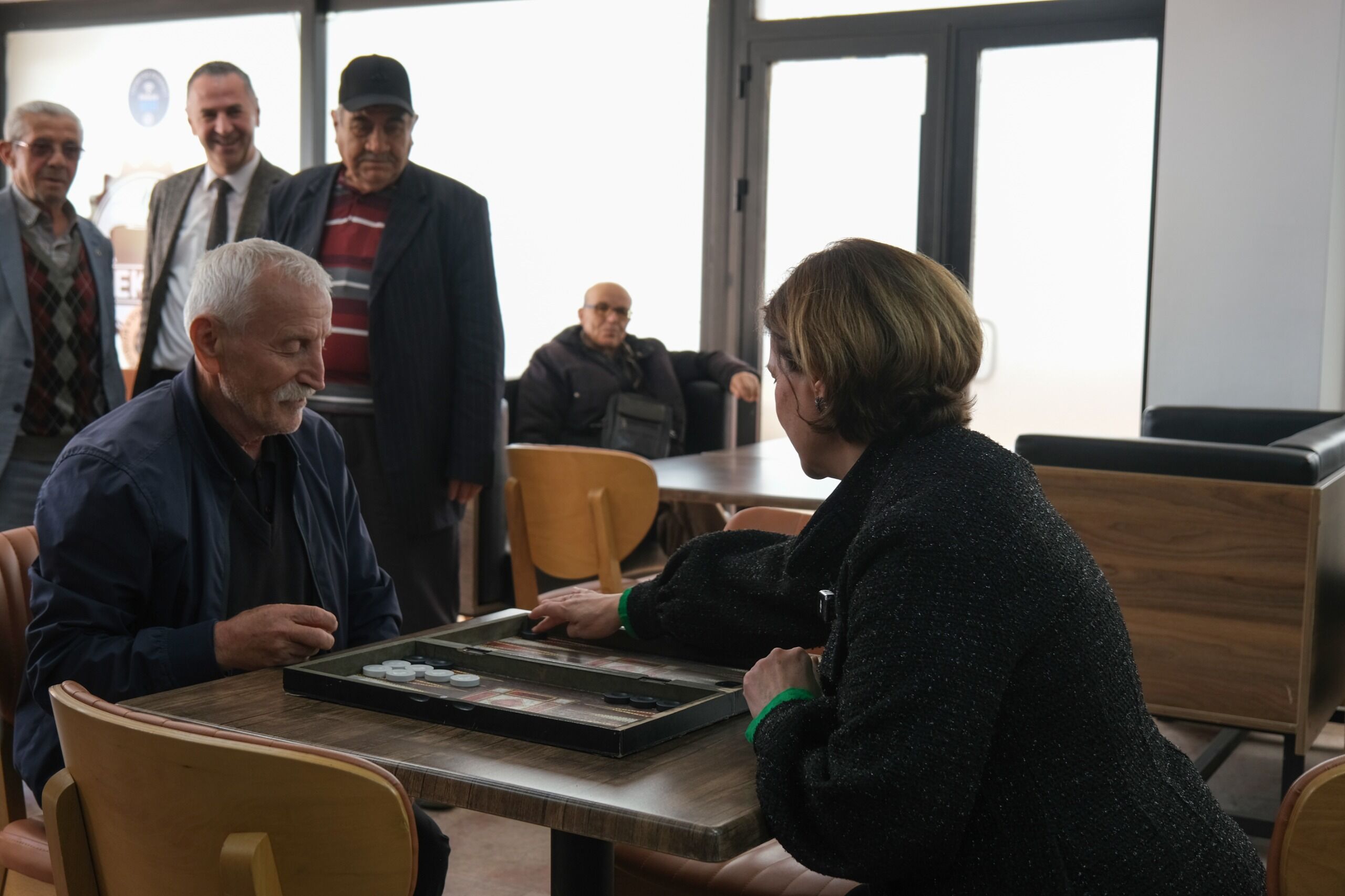 Başkan Ünlüce Emek Kafe’de (5)