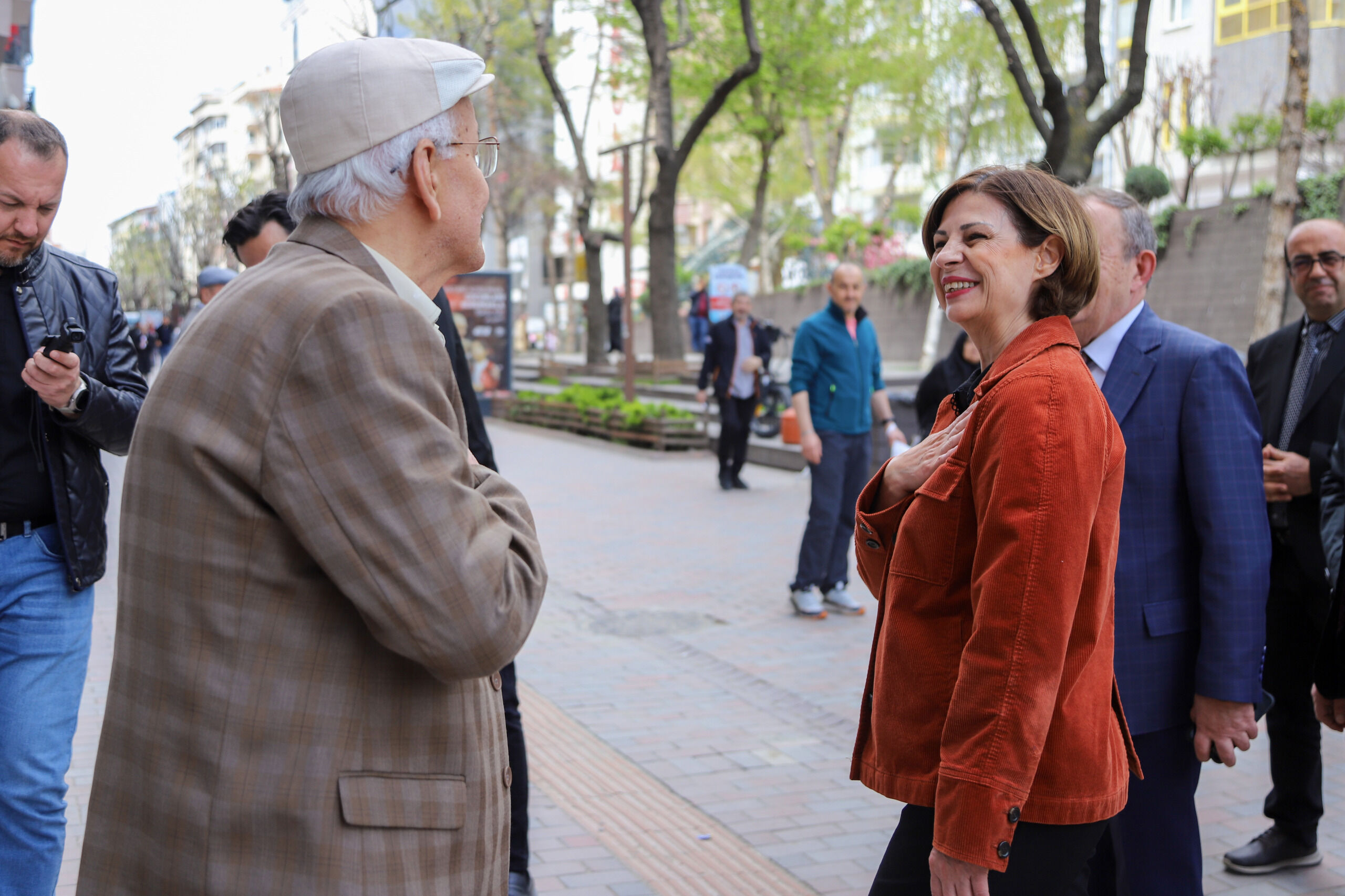 Başkan Ünlüce Hamamyolu’nda Vatandaşla Buluştu (6)