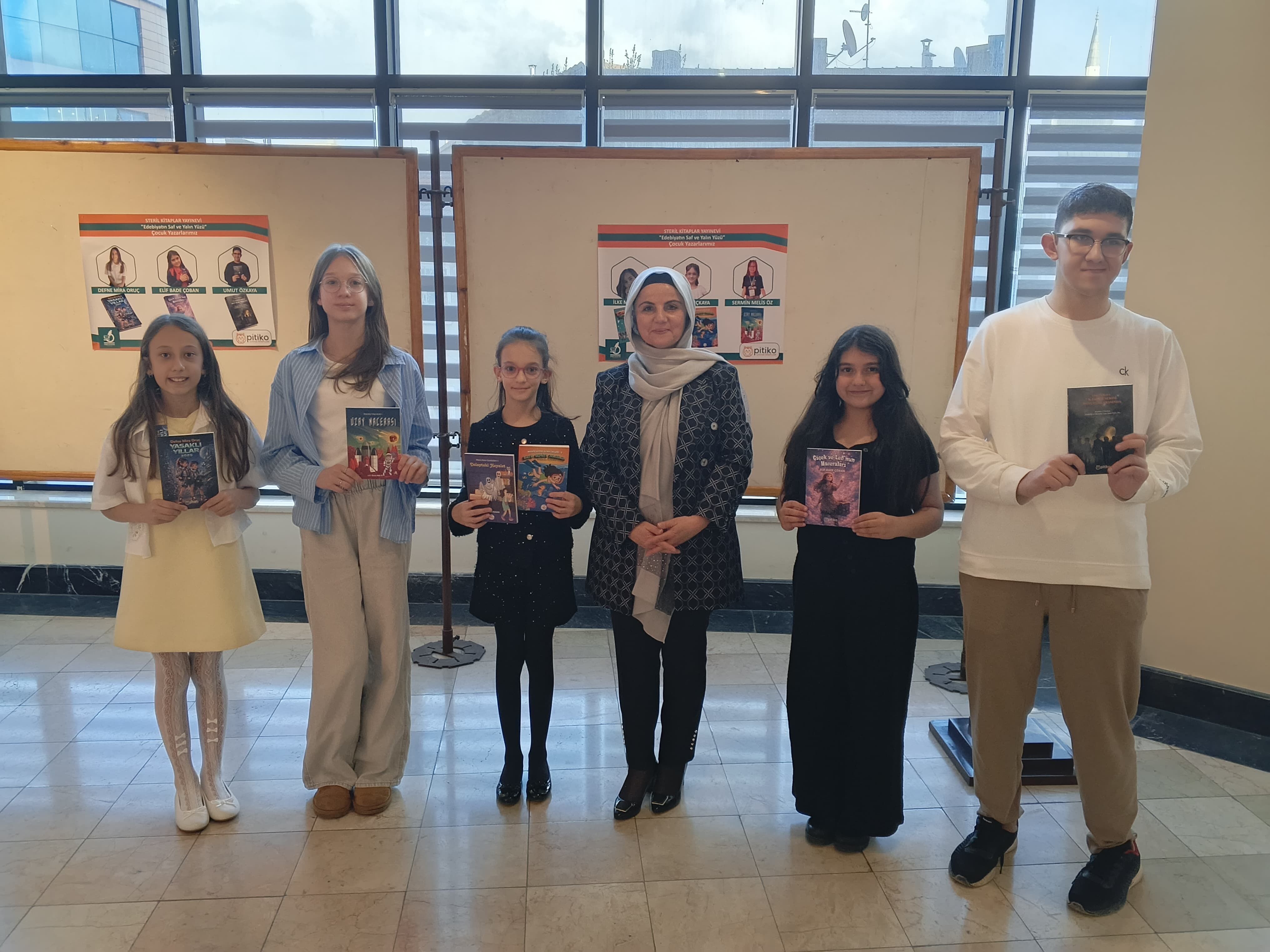 Bbfe7B82 2666 459A Befd 0D155A91Ce1F