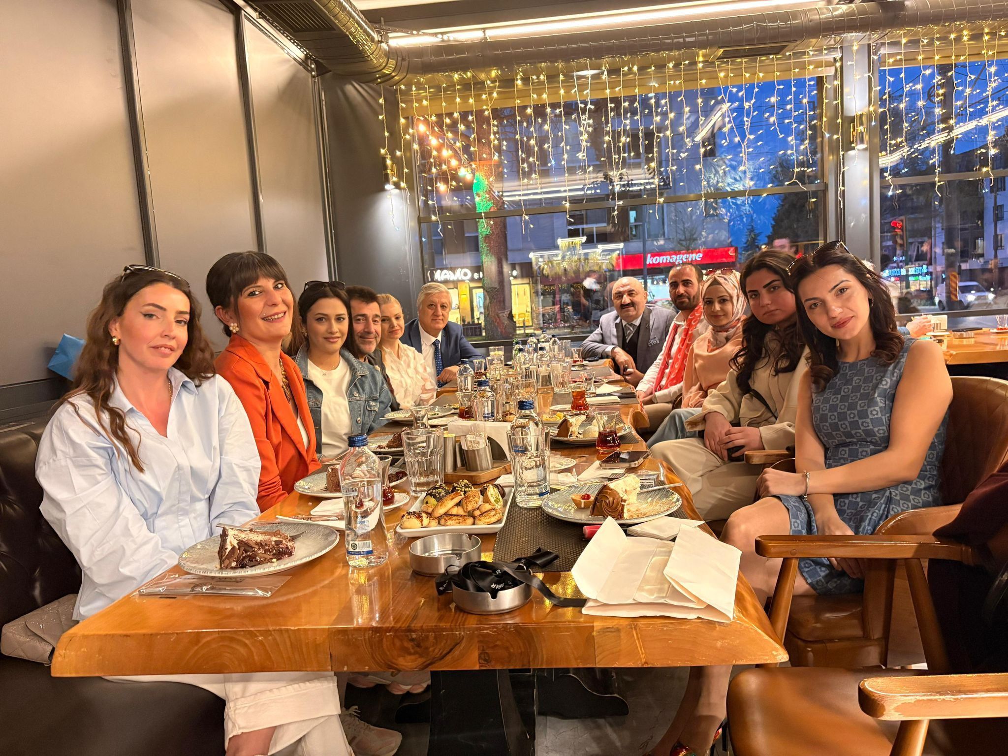 F16F5A40 D591 4F18 889E 67D0F1Bff5A8