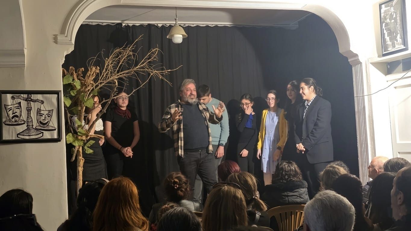 Fac774E2 Cee8 45E5 B6Ae C1312D9E7689