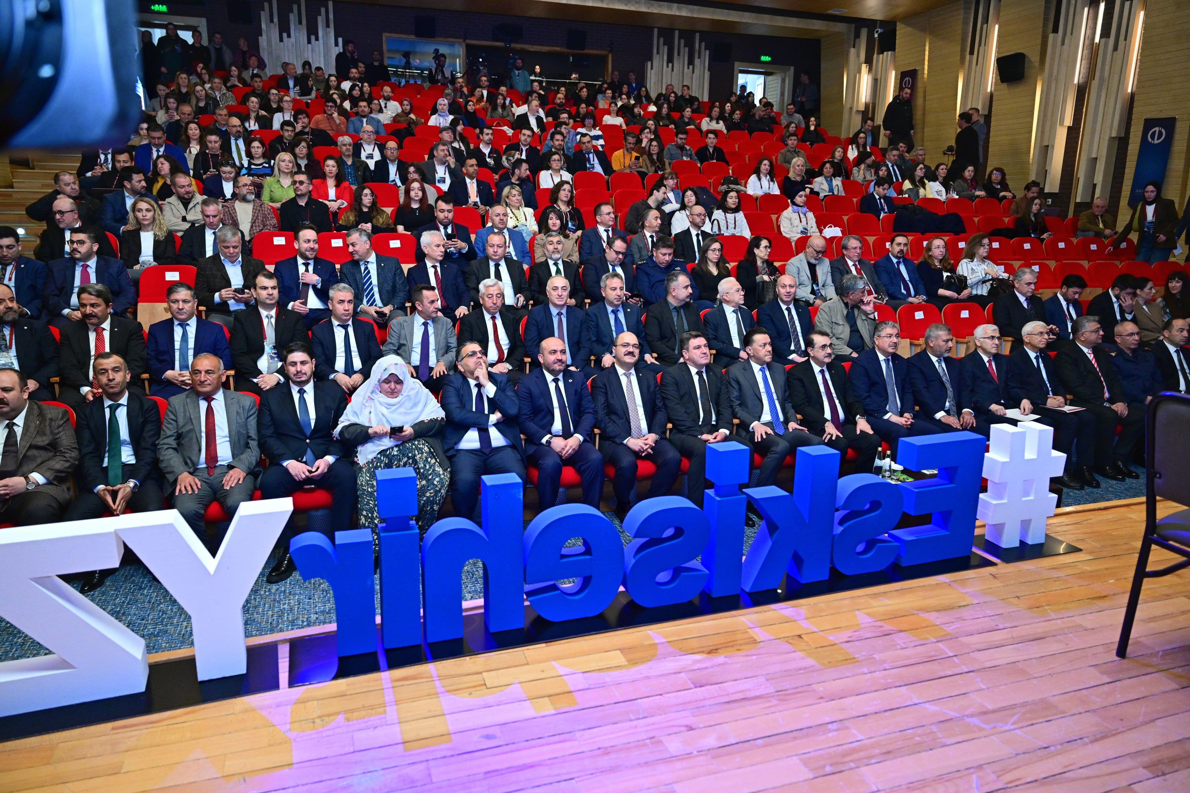 H G V6By Va Y A A K S9S