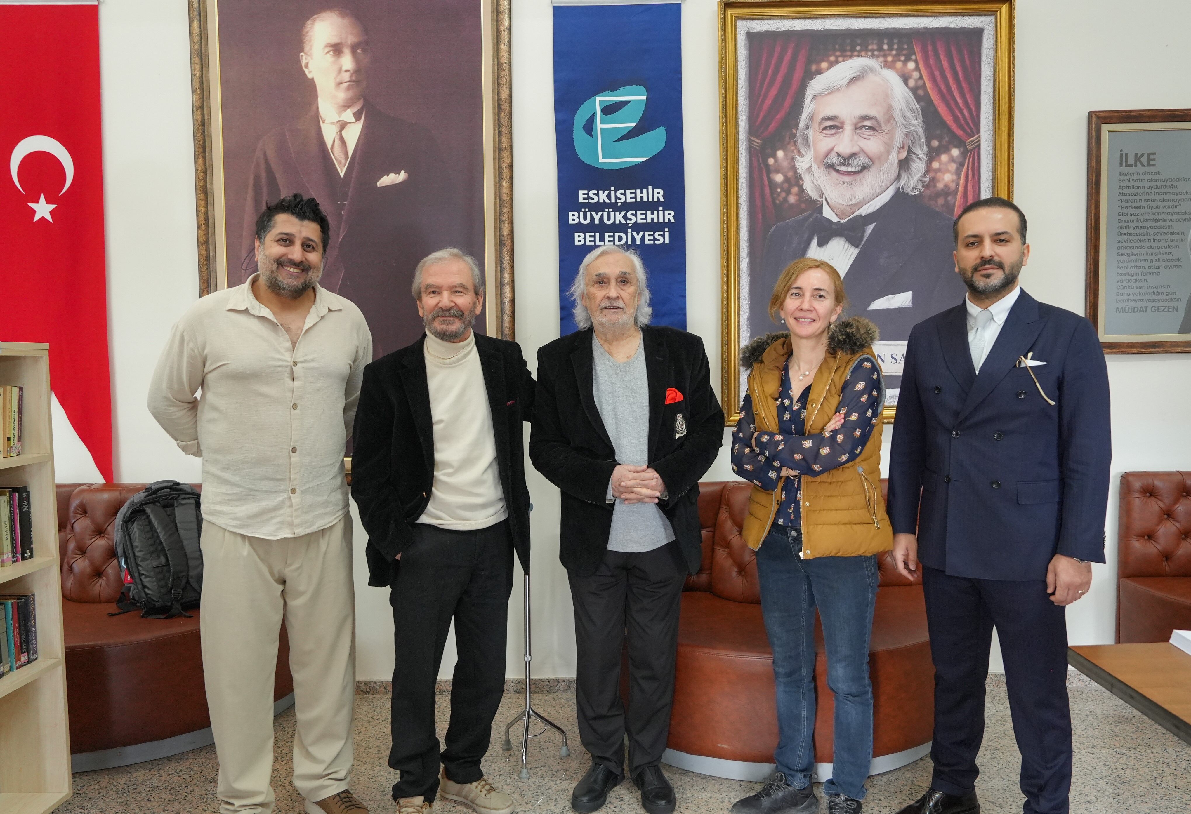 Müjdat Gezen Eski̇şehi̇r’de Adinin Veri̇ldi̇ği̇ Sahneyi̇ Zi̇yaret Etti̇ (4)