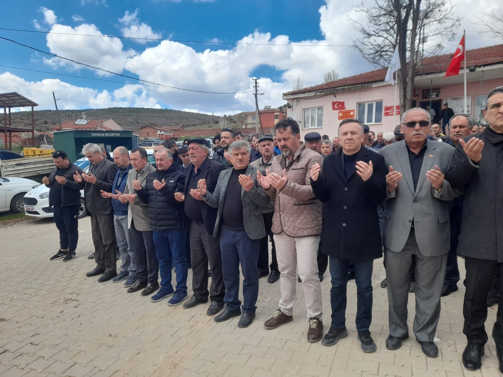 Whatsapp Image 2026 04 12 At 15.52.02