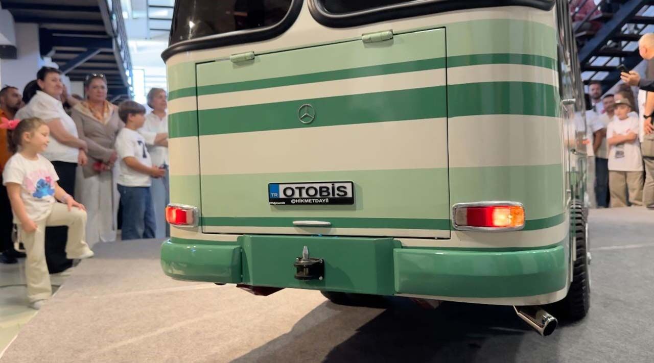 A W715737 05