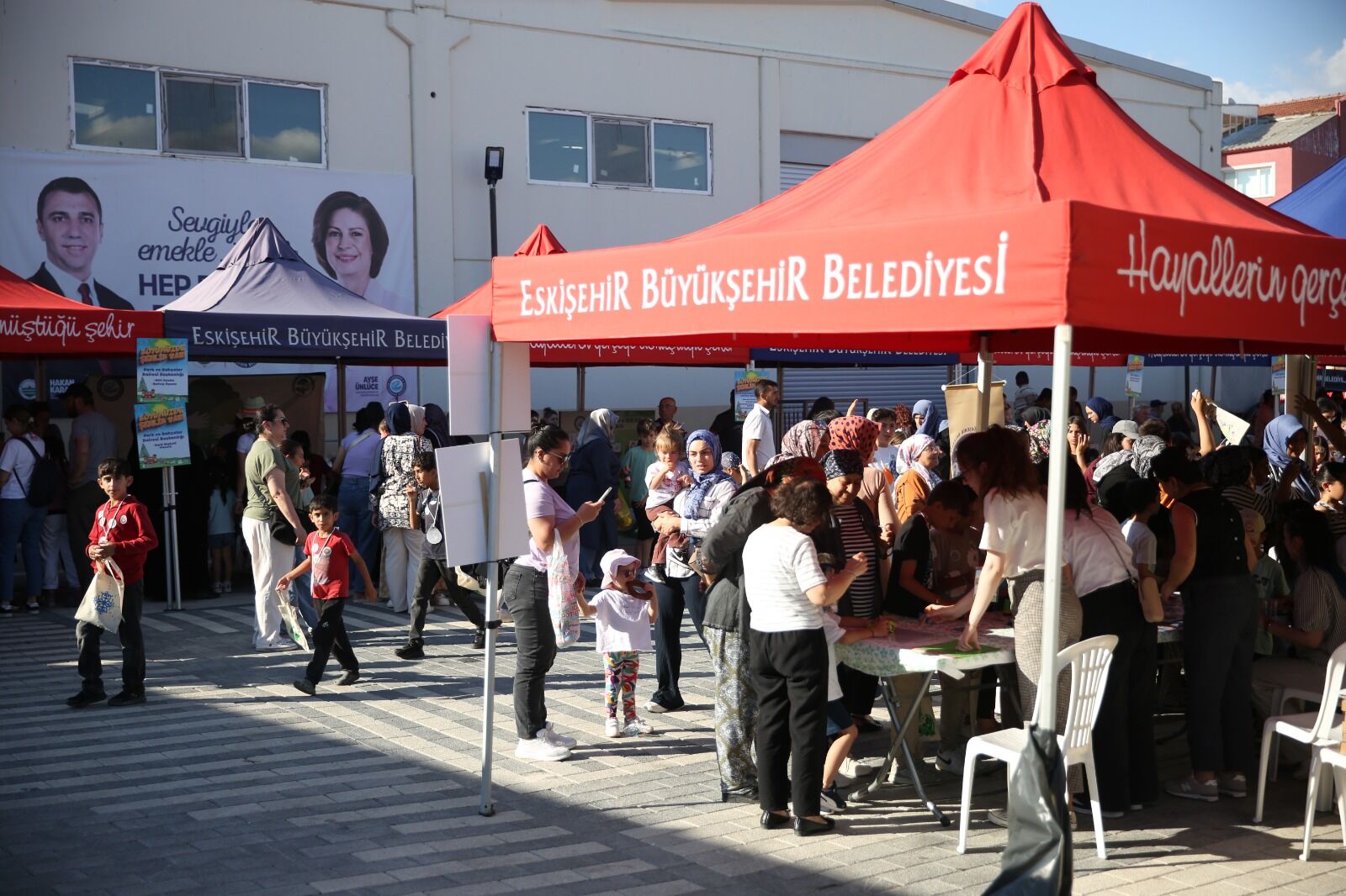 “Köyümüzde Şenli̇k Var” Etki̇nli̇kleri̇ Coşkuyla Devam Edi̇yor Beyli̇kova (18)