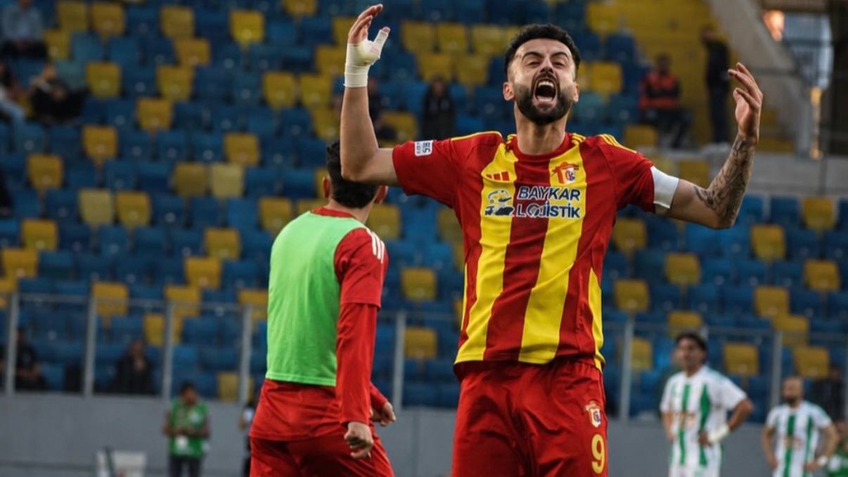 Eskişehirspor’da Forvet Listesine Yeni İsim