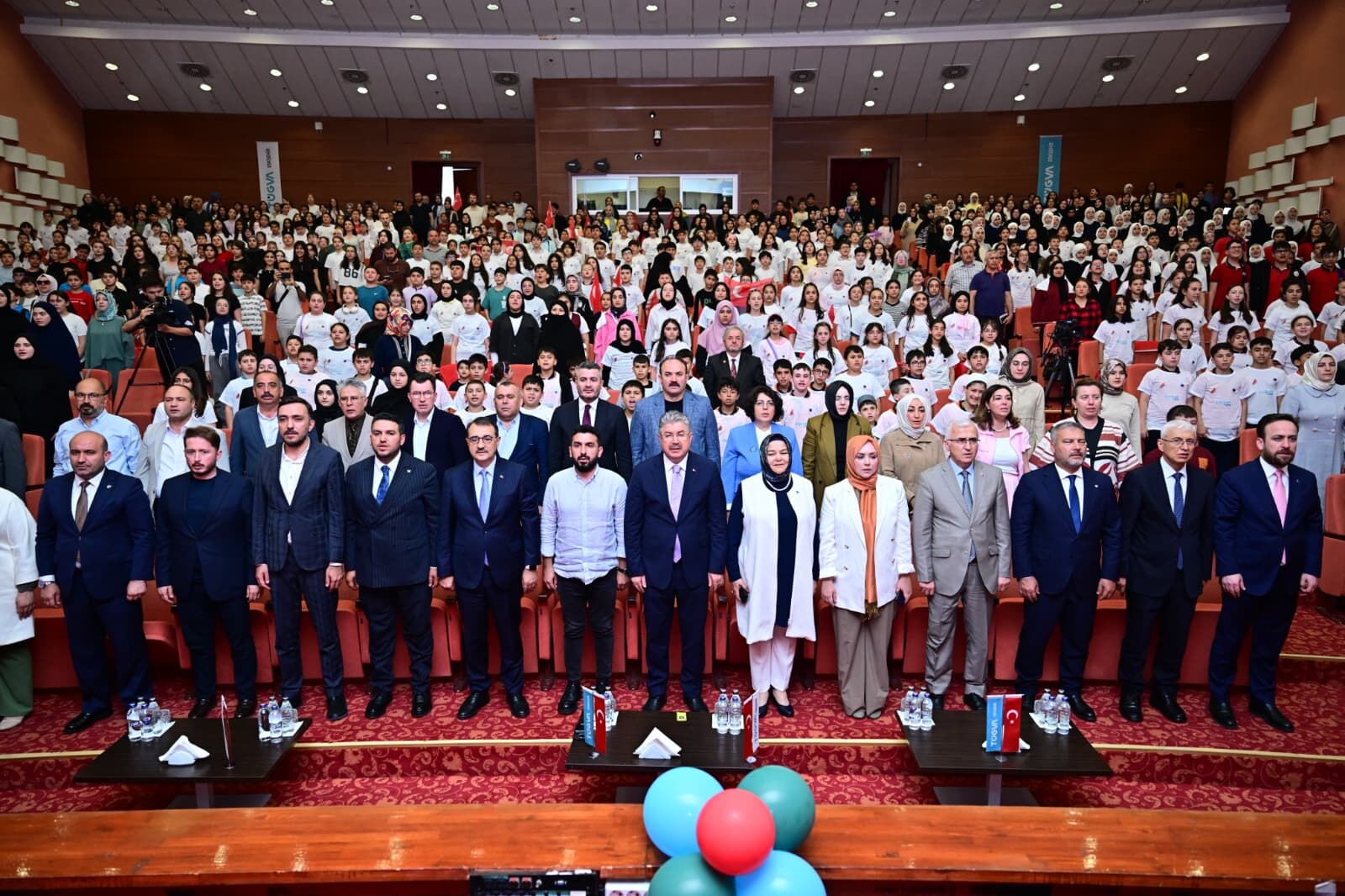 TÜGVA Eskişehir yaz okulu tanıtıldı: Dönmez’den gençlere “Dijital Bağımlılık” uyarısı