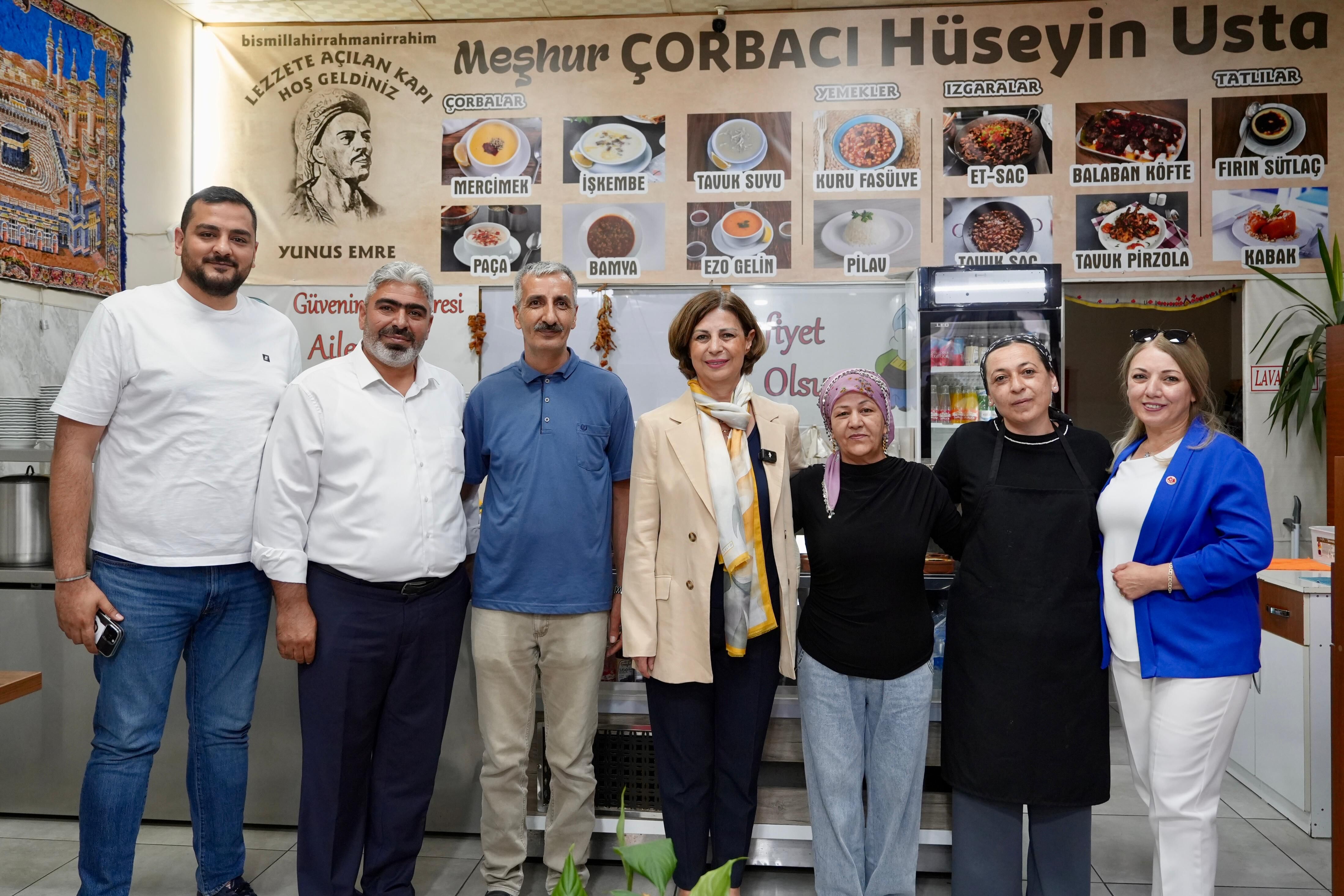 Başkan Ünlüce Emek Mahallesi̇’nde Esnaf Ve Vatandaşlarla Buluştu (2)