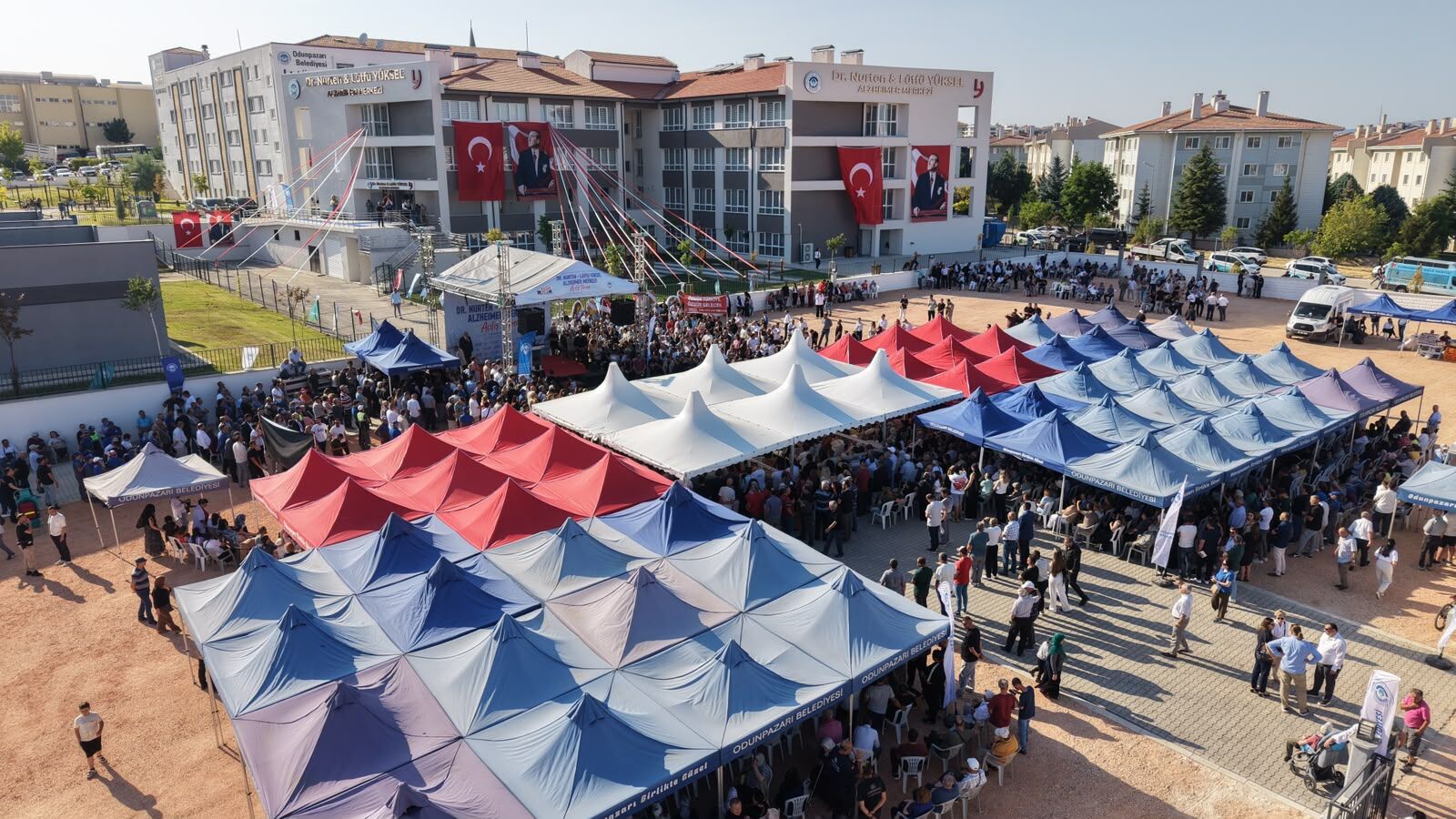 Odunpazarı Belediyesi Alzheimer Merkezi Özgür Özel’in Katılımıyla Açıldı (25)