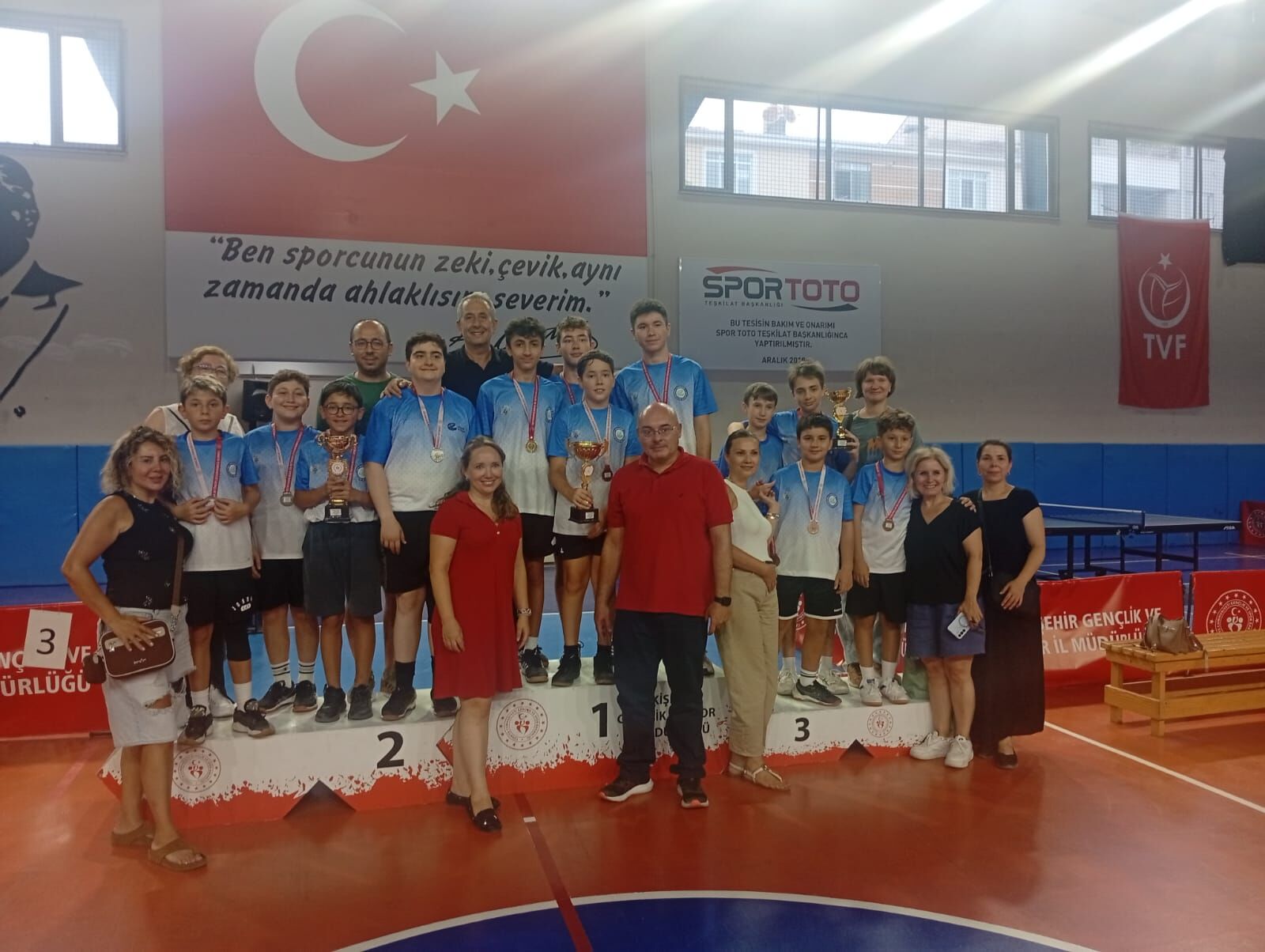 Eski̇şehi̇r Büyükşehi̇r Spor Kulübü’nden Masa Teni̇si̇nde Çi̇fte Başari (3)