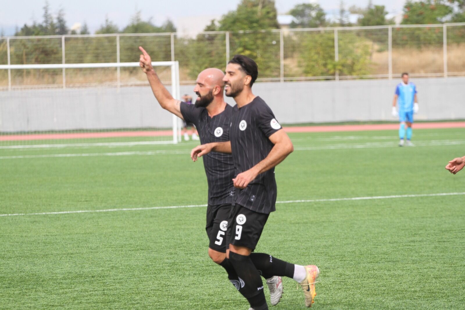 Anadolu'dan Ayvalık'a 3'lük tarife  3-0