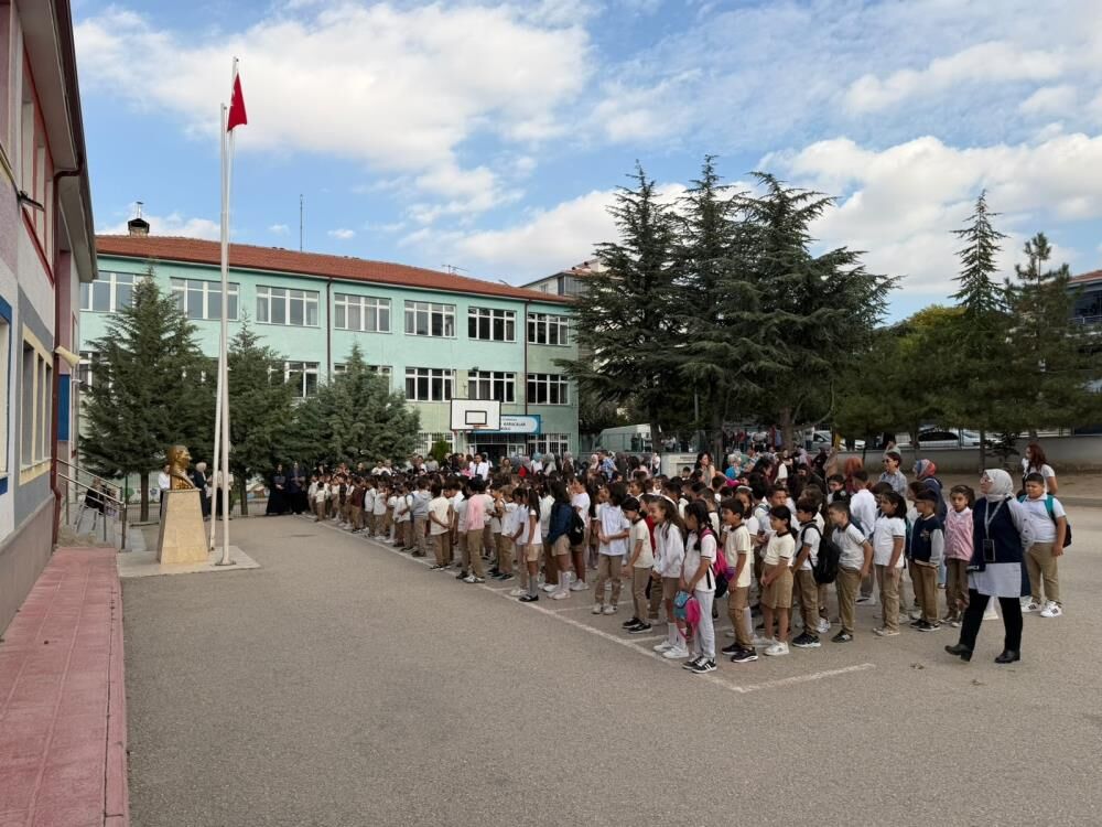 Sivrihisar'da yeni eğitim yılı heyecanı