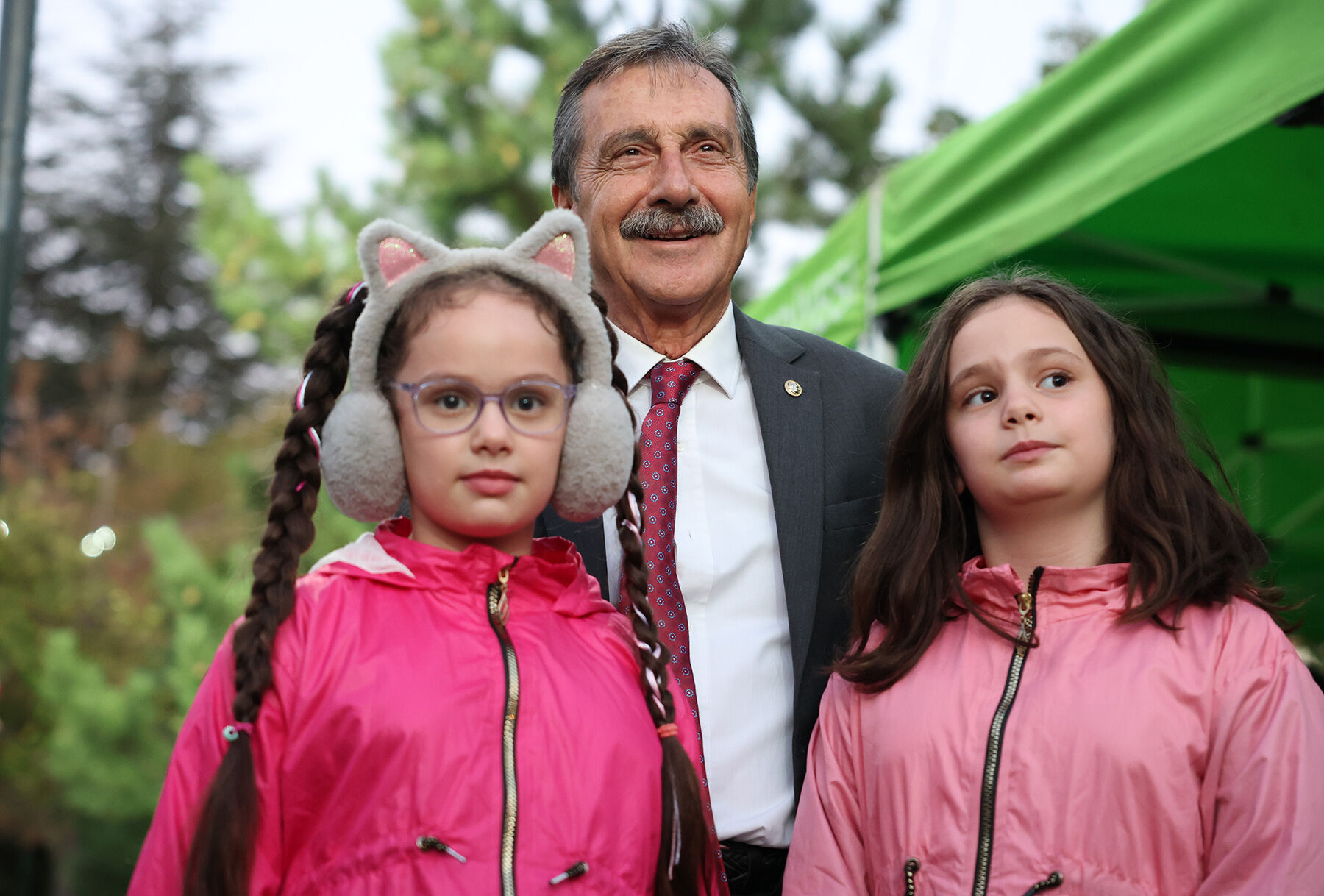 Başkan Ataç Batıkent’te mahalle şenliğine katıldı