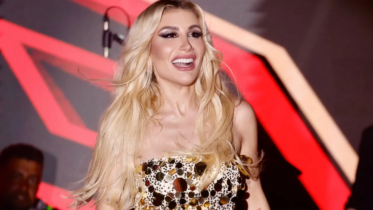 Ceza'dan sonra İrem Derici'den de açıklama geldi: Eskişehir'de konser krizi!