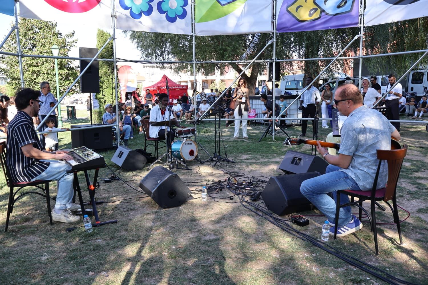 Sümerpark Festi̇vali̇n Son Gününde De Renkli̇ Anlara Sahne Oldu (13)