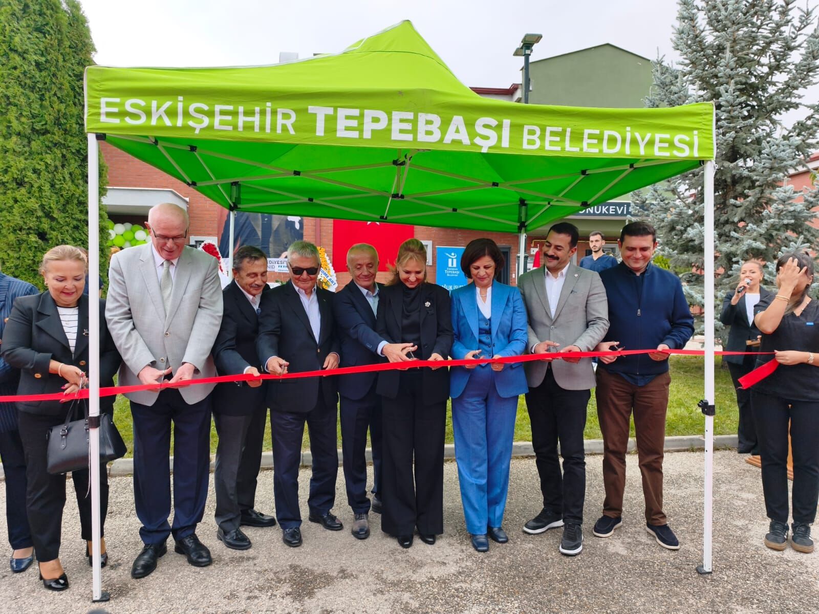 Tepebaşı Belediyesi’nin 7’nci Alzheimer Konukevi açıldı