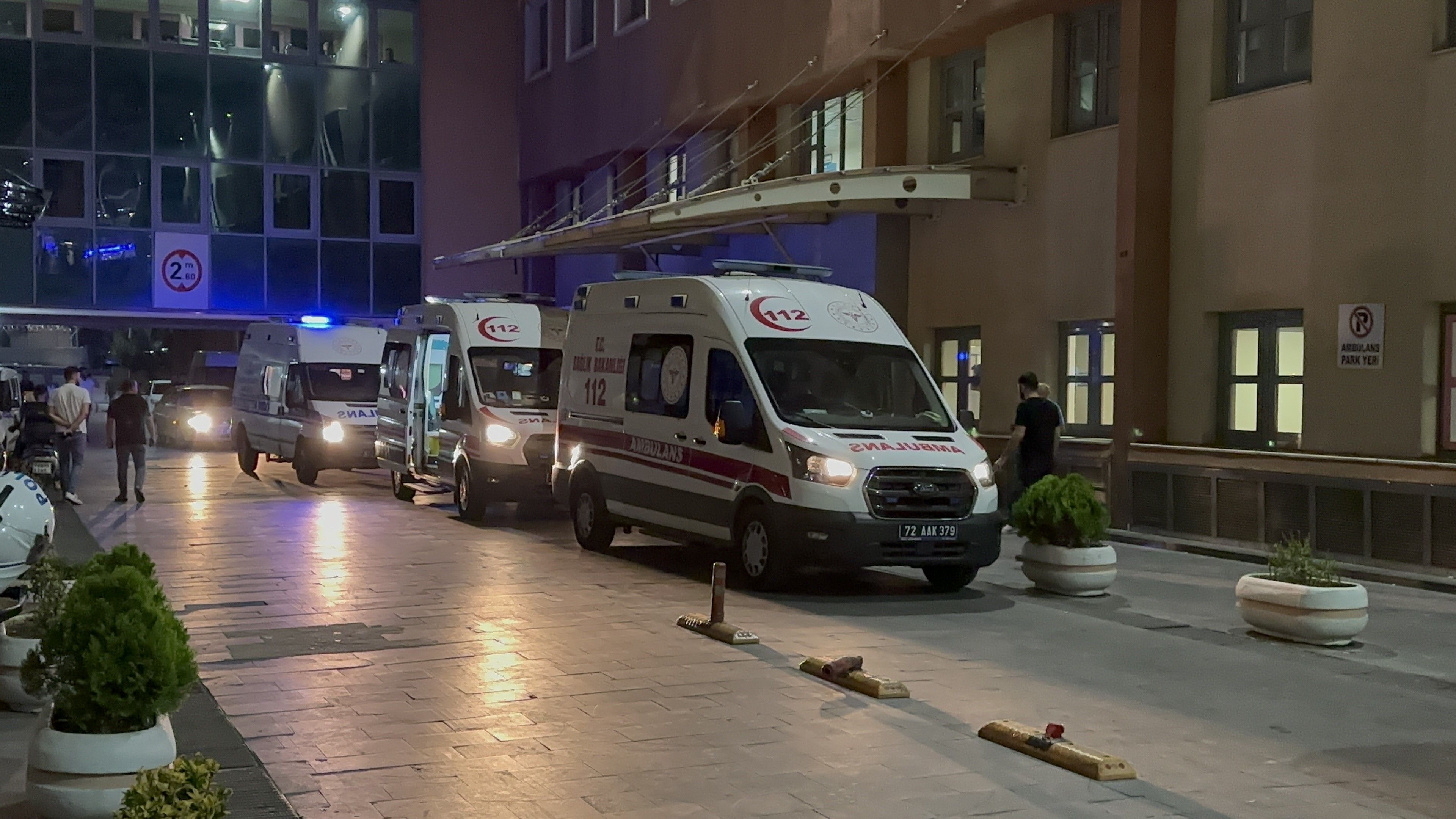 Halı çırparken 8. kattan düşen kadın hayatını kaybetti