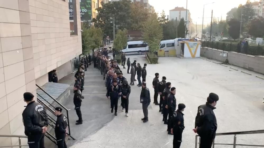 Eskişehir merkezli 32 ildeki dev yasa dışı bahis operasyonunda 86 şüpheli adliyede