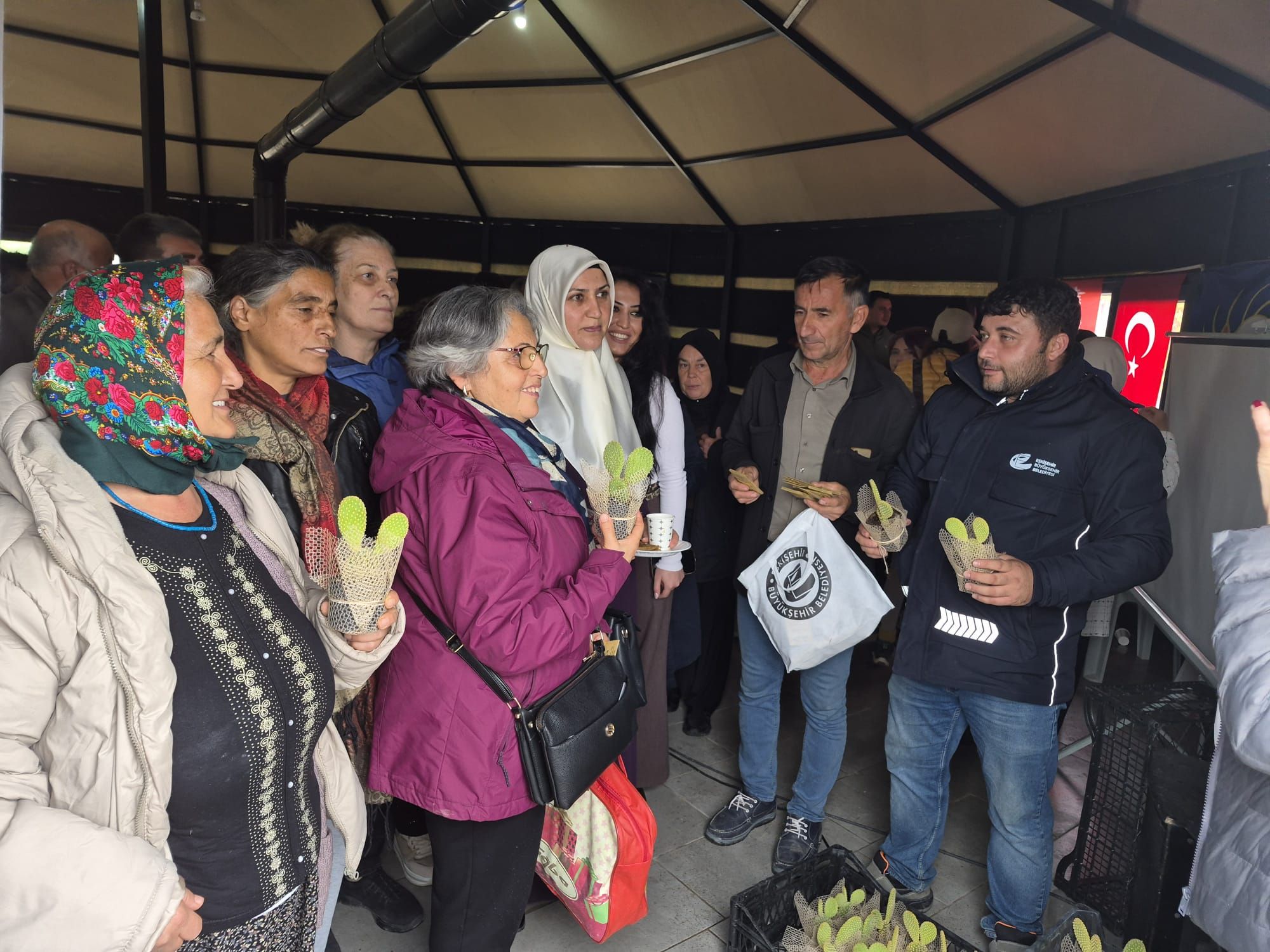 Büyükşehi̇rden Kadin Çi̇ftçi̇lere Katma Değerli̇ Üreti̇m Eği̇ti̇mi̇ (4)