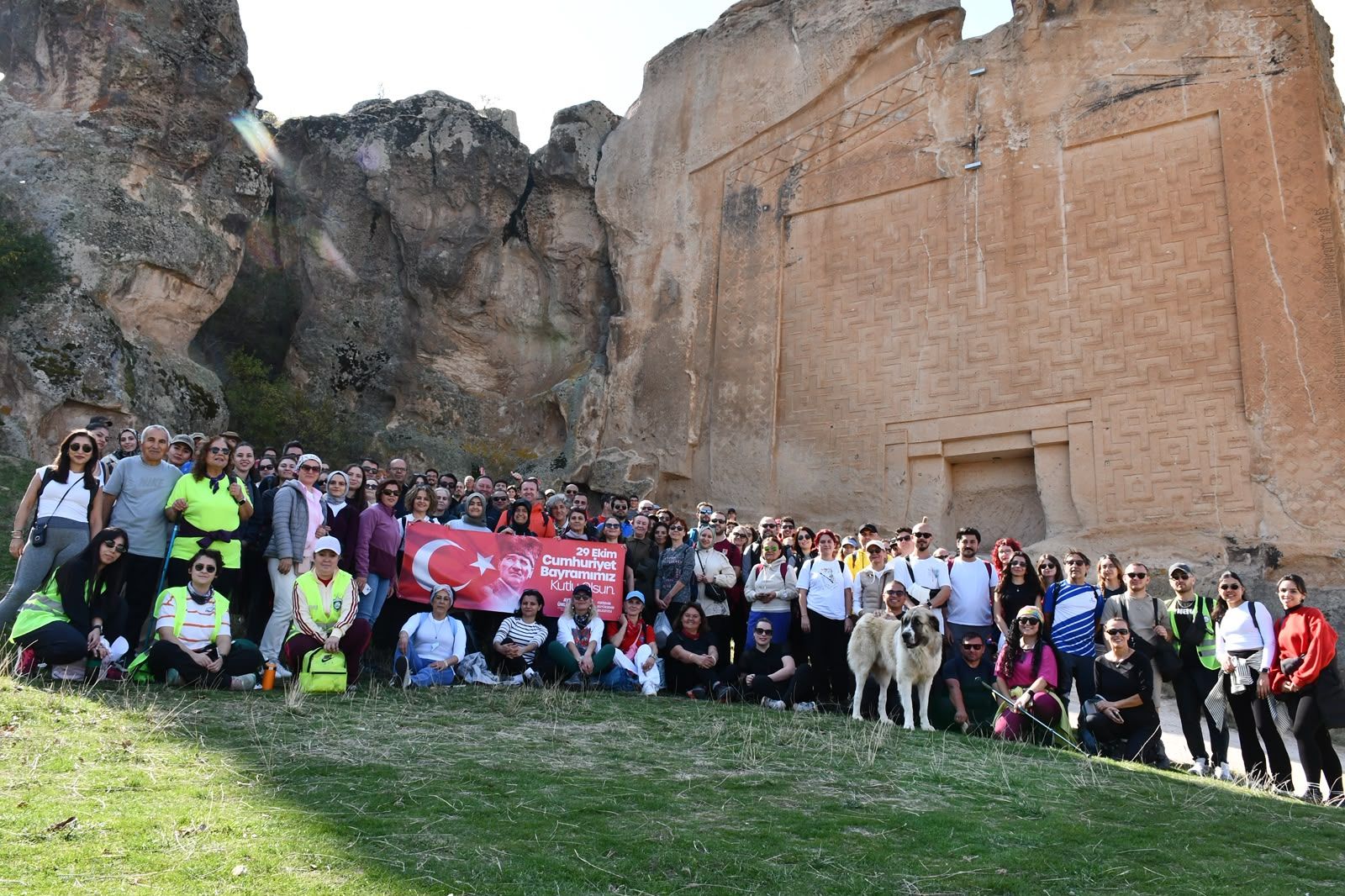 Cumhuri̇yet Coşkusu Fri̇g Vadi̇si̇’ne Taşindi (1)