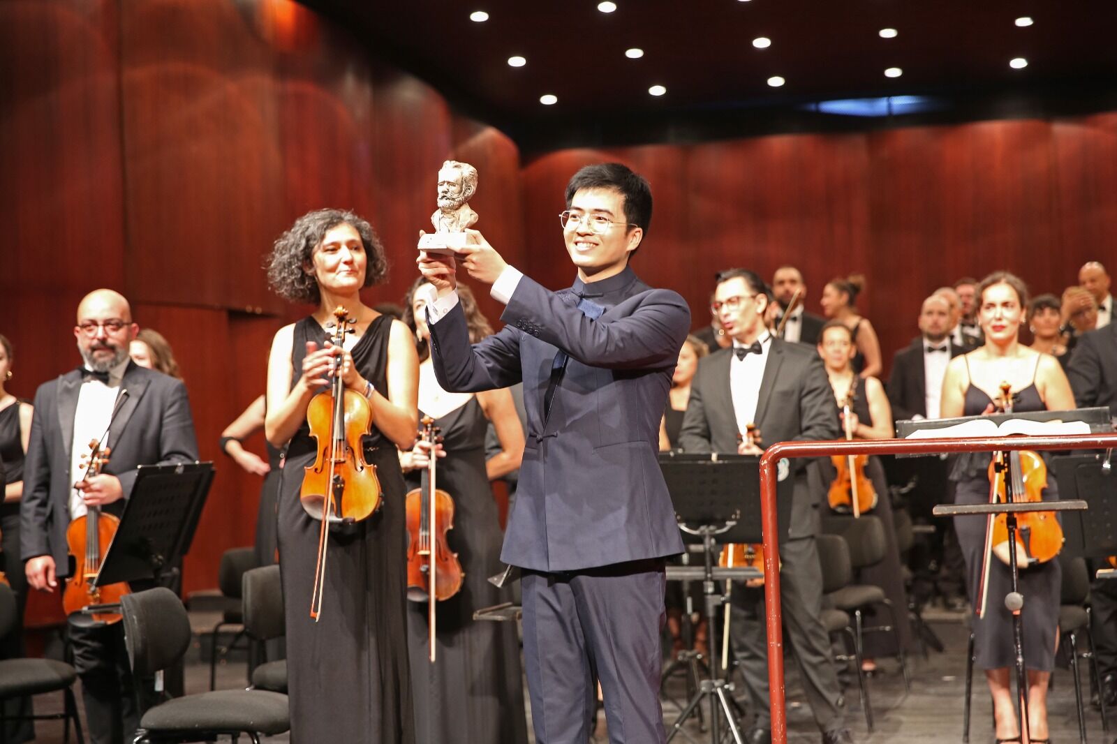 Gürer Aykal Orkestra Şefli̇ği̇ Yarişmasi İki̇nci̇si̇ Guo Yeni̇den Eski̇şehi̇r’de (6)