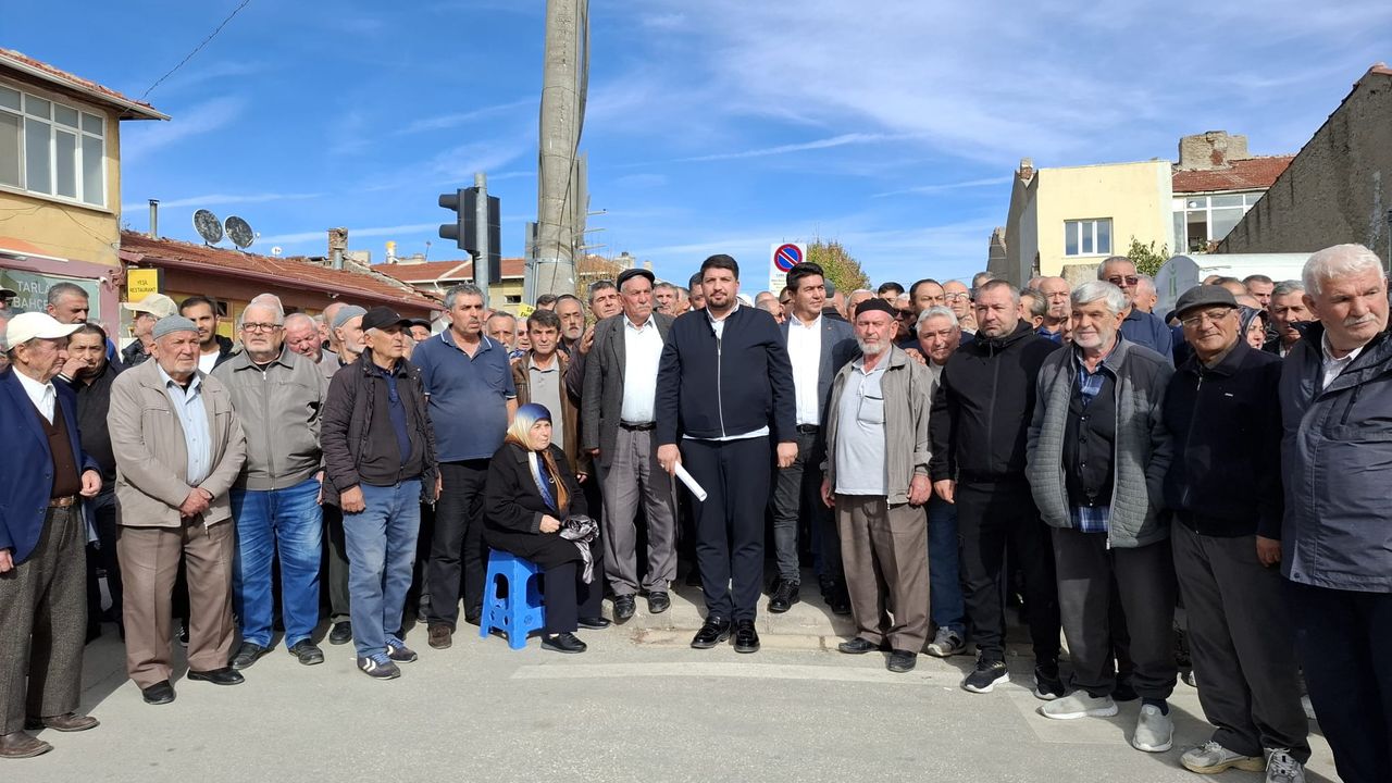 Eskişehir'de Yeşiltepe Mahallesi sakinlerinden tepki: “Evlerimiz rantçılara kurban edilmesin”
