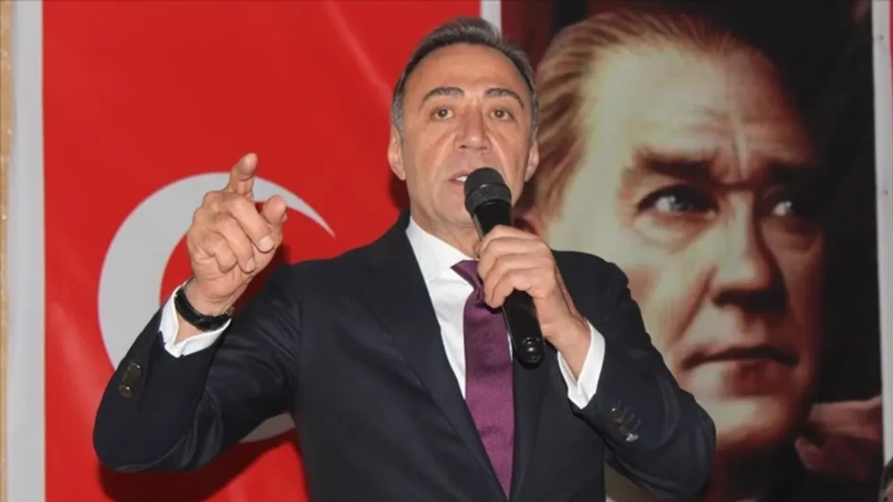 Berhan Şimşek CHP'den ihraç edildi