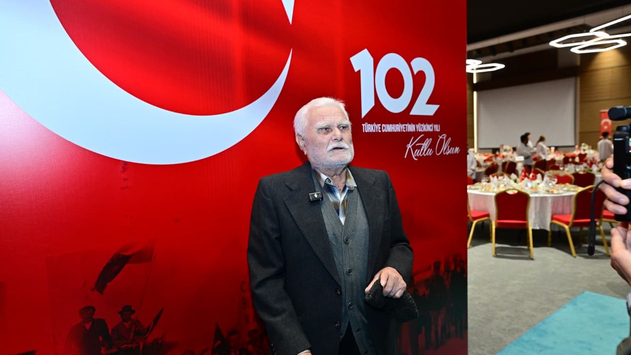 Cumhuriyet kimsesizlerin kimsesi