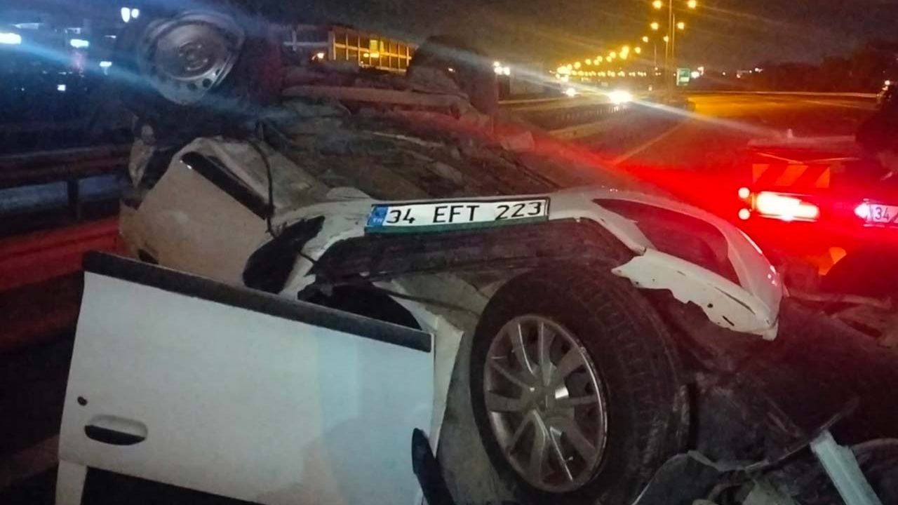 Arkadan çarptığı otomobil takla attı
