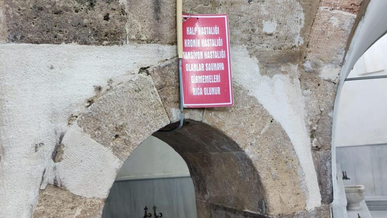Yaşlı adam hamamda ölü bulundu