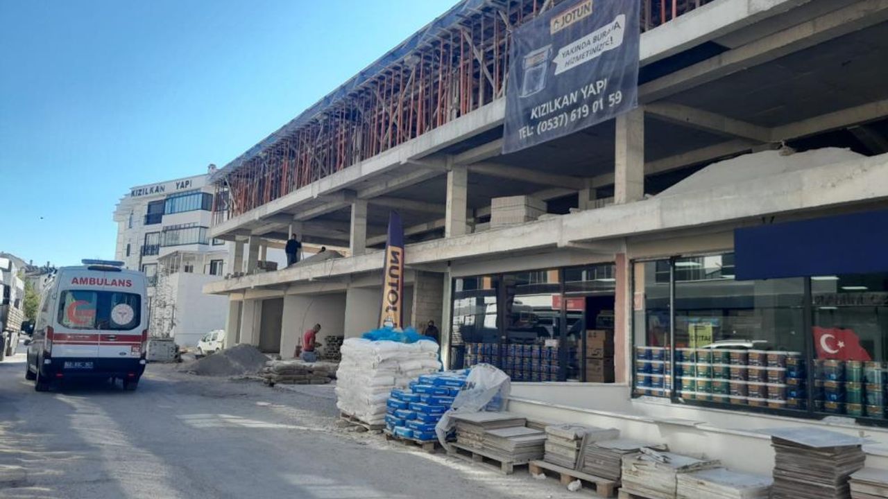 İnşaatta yüksekten düşen işçi yaralandı