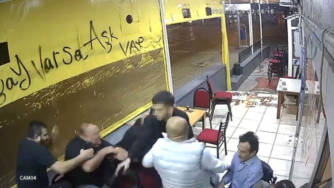 Çay ocağında otururken silahlı saldırıya uğradı