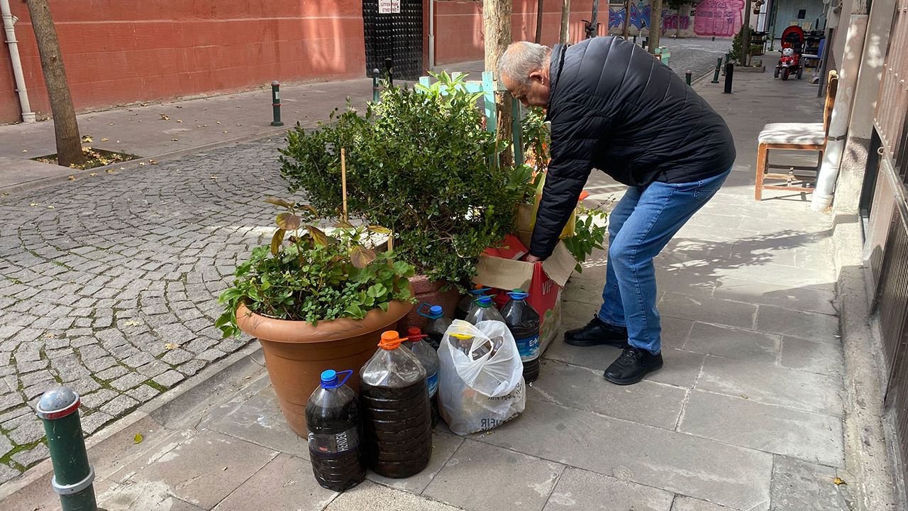 Eskişehir'de bu muhtarlıkta her hafta yaklaşık 60 kilo atık yağ toplanıyor!