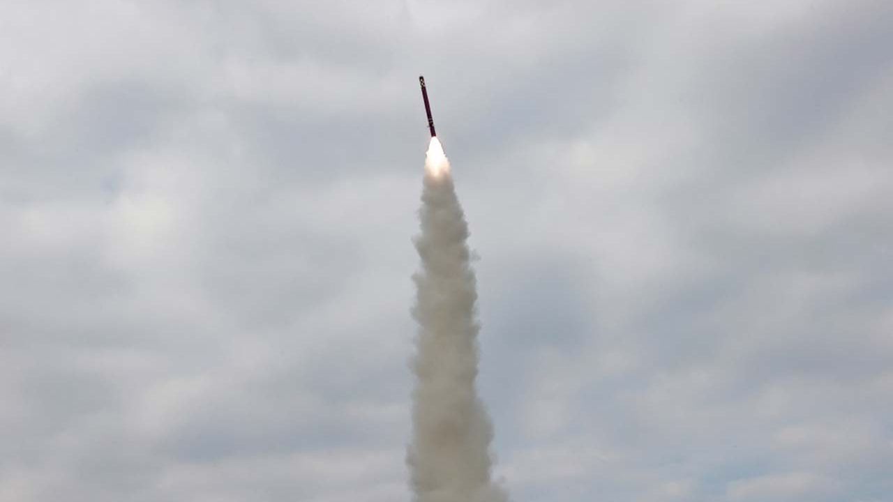 Trump ziyareti öncesi Kuzey Kore’den yeni füze provası