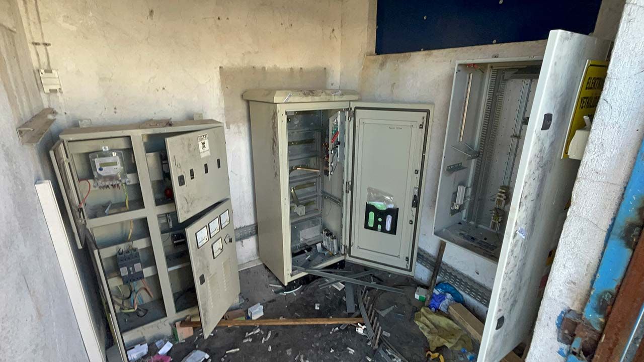 Eskişehir’de ESKİ Atık Su Tesisine hırsız dadandı! Ne bulduysa çaldı